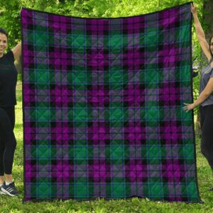 Premium Quilt - MacArthur  Milton Tartan Quilt A7
